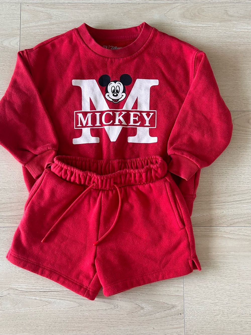 GAP Disney Mickey Kids Toddler Red Sweatshirt & Shorts 3T